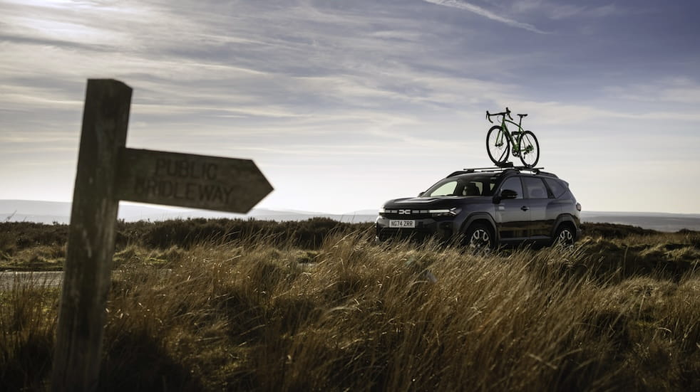 Dacia Bigster parked in the Yorkshire countryside